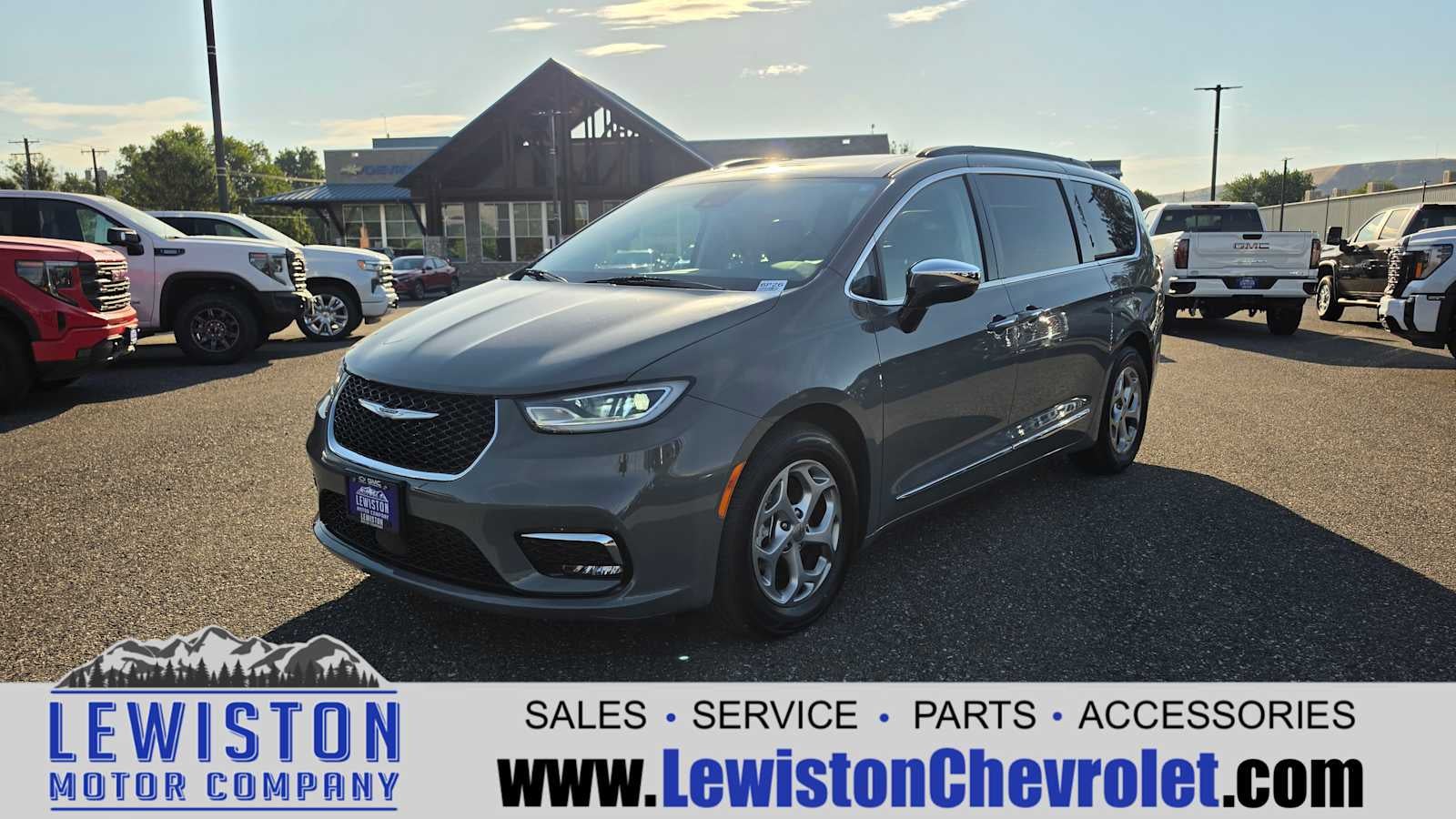 2023 Chrysler Pacifica Limited in Gray — front three-quarter view